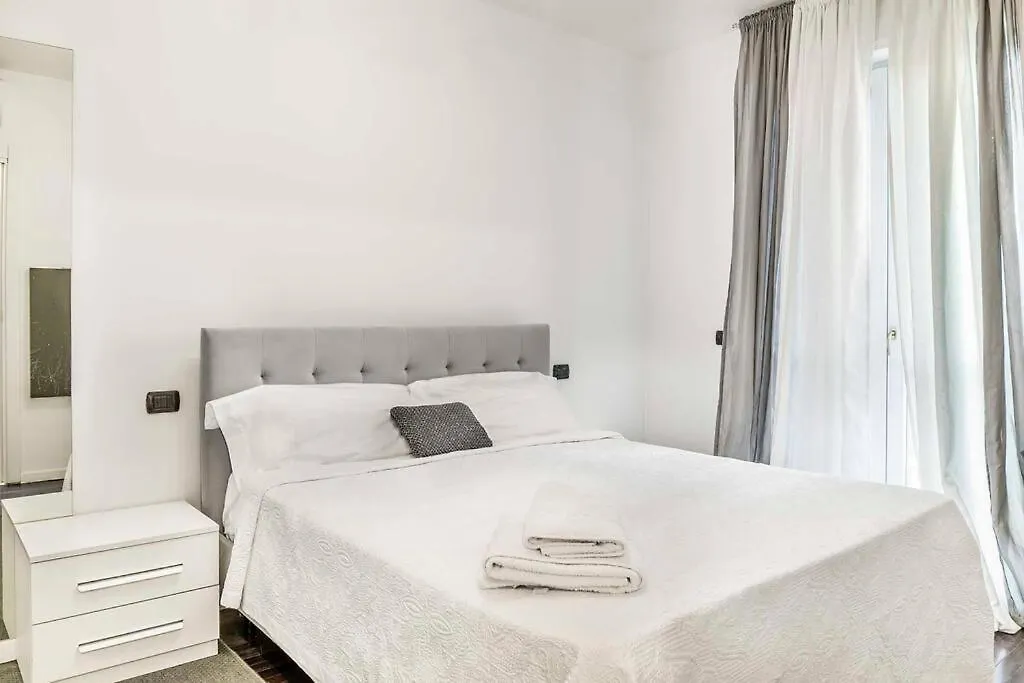 Jacuzzi Duomo Suites - Free Parcking Ac Wi-Fi Milano