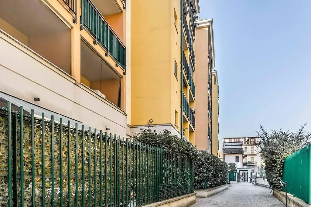 Jacuzzi Duomo Suites - Free Parcking Ac Wi-Fi Milano